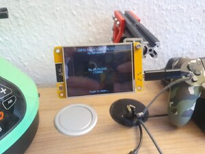 Livingroom unit, on standy screen