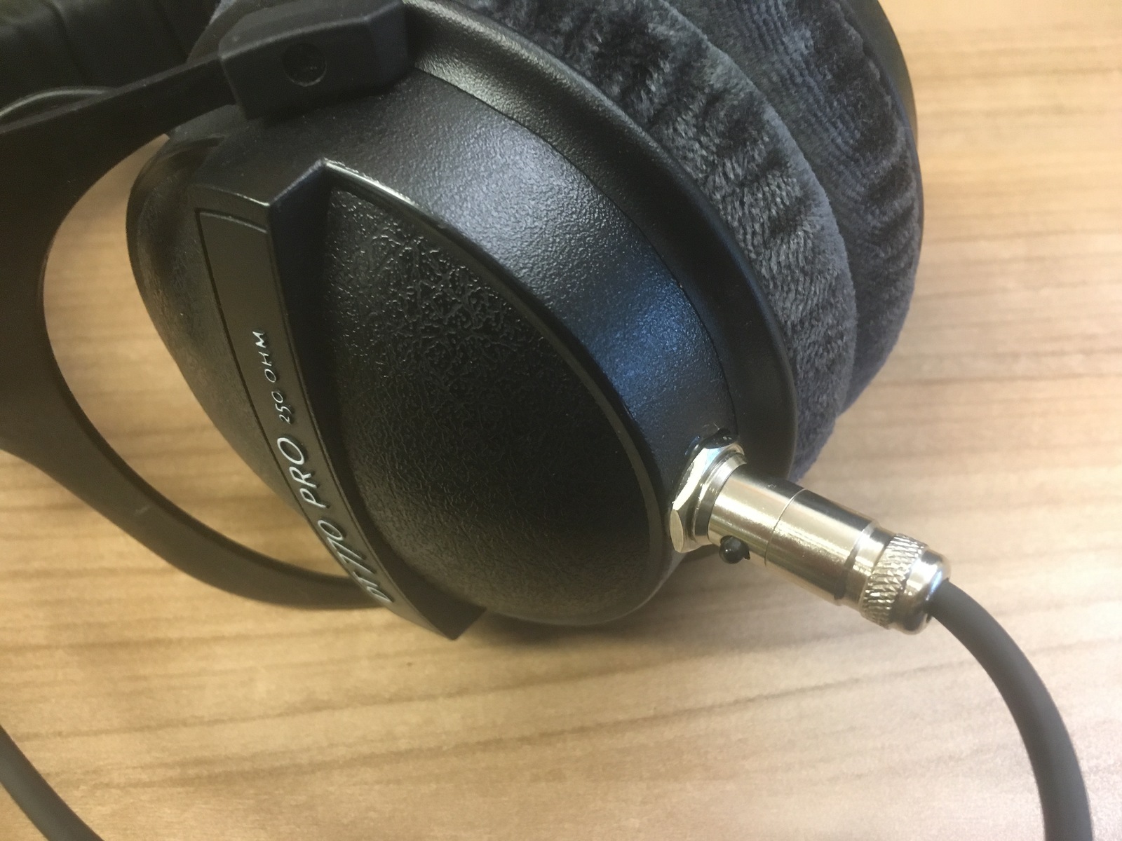 BeyerDynamic DT770 Mini XLR Mod xythobuz